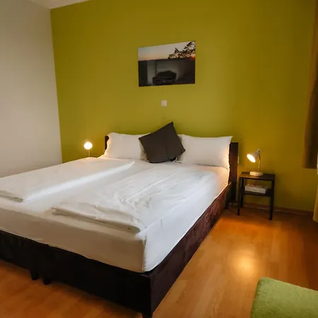 Trail-inn & 3*