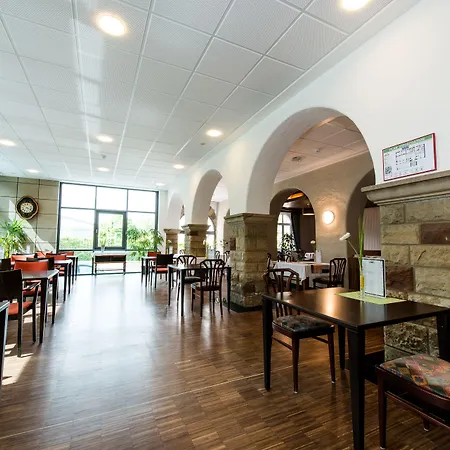 Trail-inn & 3*