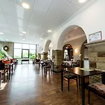 Trail-inn & 3*