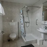 Trail-inn & 3*
