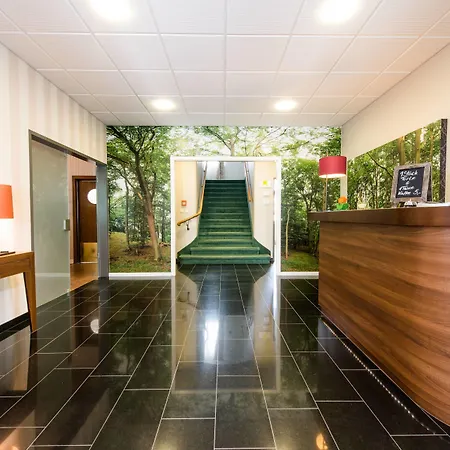 小径旅馆自然及运动酒店