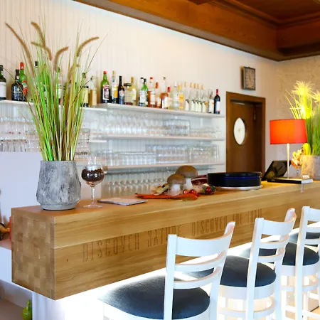 Trail-inn & 3*