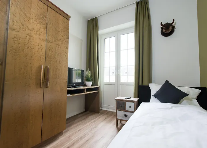 Trail-inn & Hotel 3*