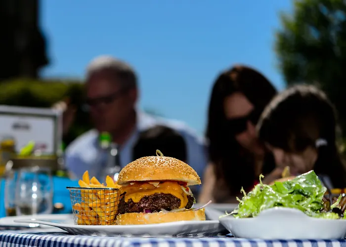 Trail-inn & ホテル