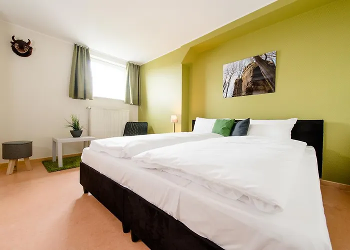 Hotel Trail-inn & 3*